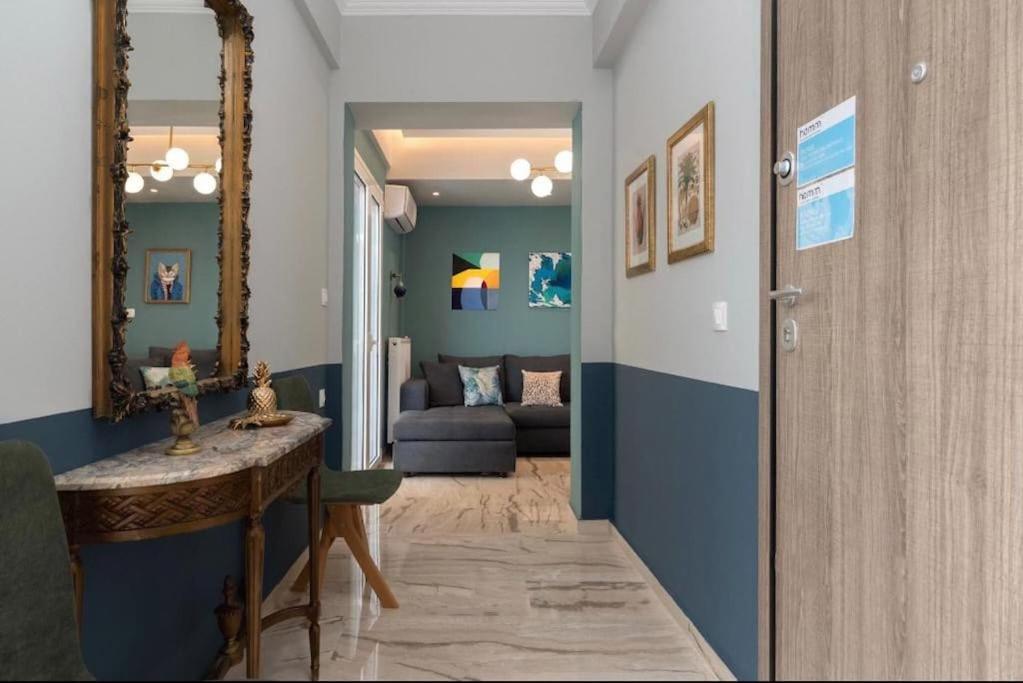 Artistic In Vibrant Gazi With Large Terrace By Ghh Apartment Athens