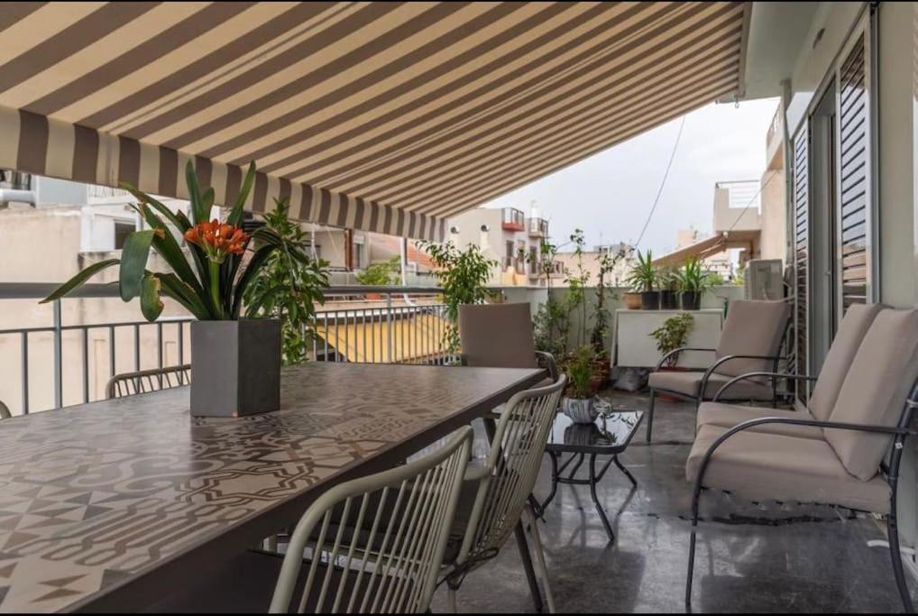 Apartment Artistic In Vibrant Gazi With Large Terrace By Ghh Athens