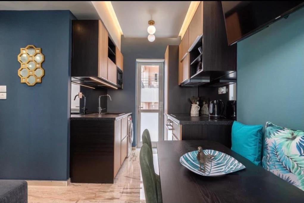 Apartment Artistic In Vibrant Gazi With Large Terrace By Ghh