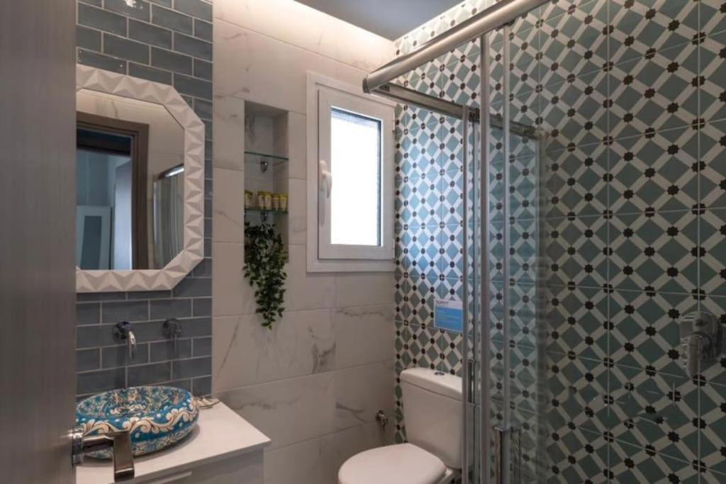 Artistic In Vibrant Gazi With Large Terrace By Ghh *